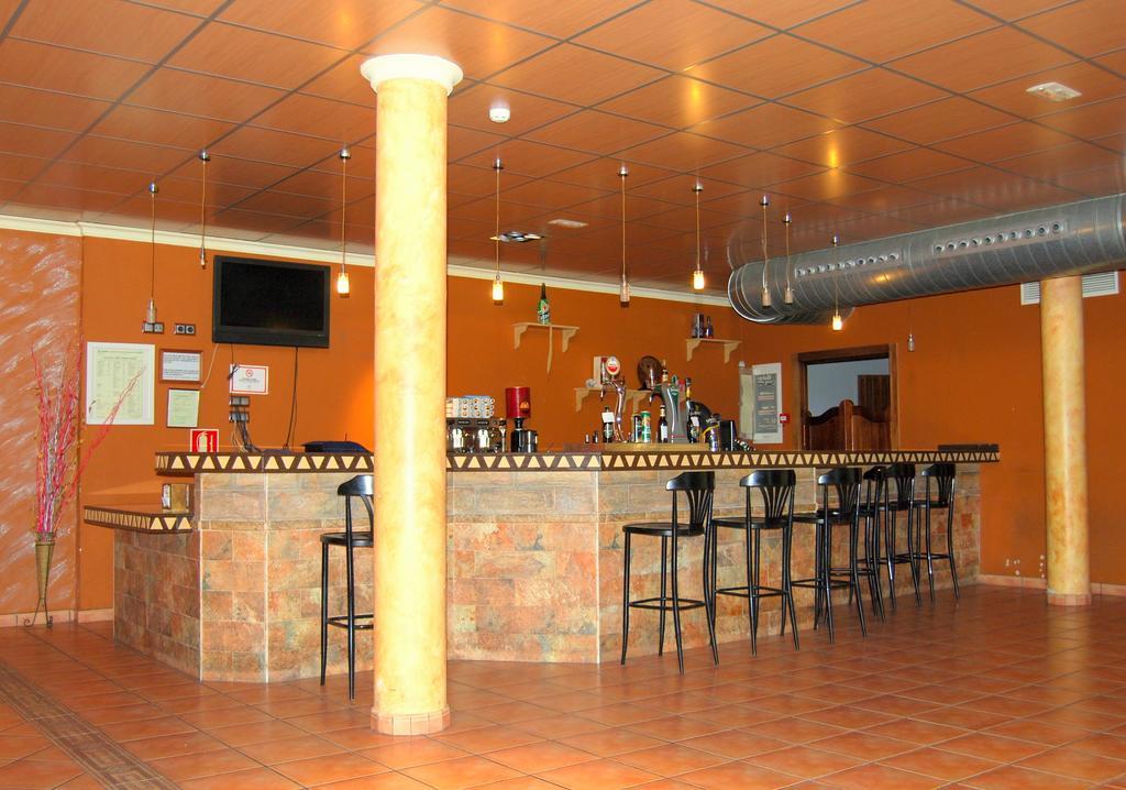 Hostal Meson Arboleas Exterior photo
